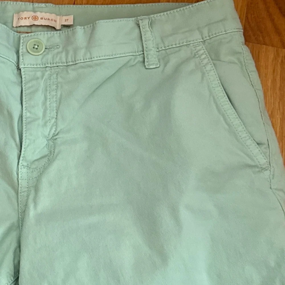 Tory Burch Roll-Up/Roll Down Chino Shorts (27)